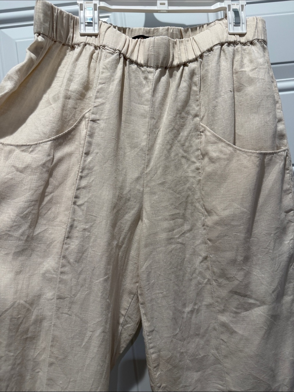 Quince sand 100% European linen tapered ankle pants - Picture 3 of 10